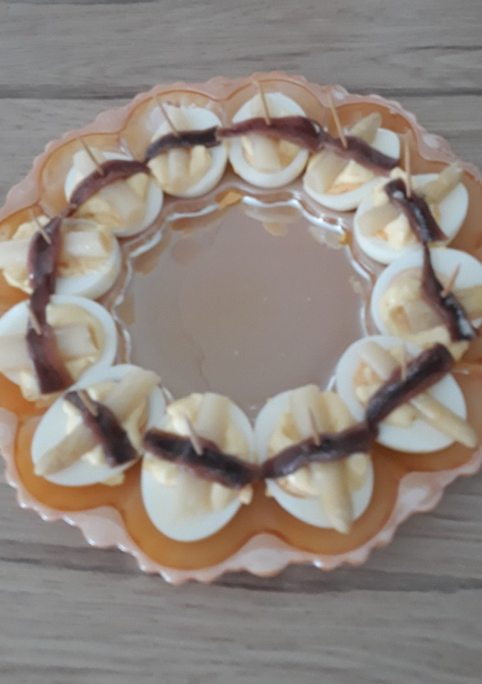 Una foto de Huevos de aperitivo
