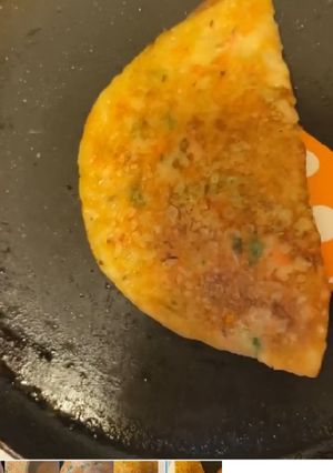 A picture of Instant wheat carrot dosa.