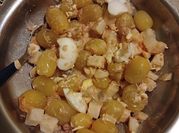 Una foto de tomate cherry atun