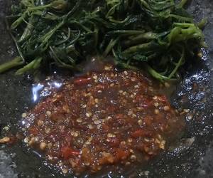 Cara Membuat Rujak Kangkung Lezat Mantap