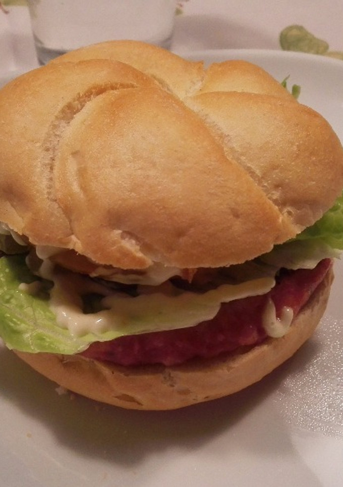 Una foto de Hamburguesa "Mcmamita"