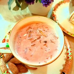 A picture of Kashmiri Tea.