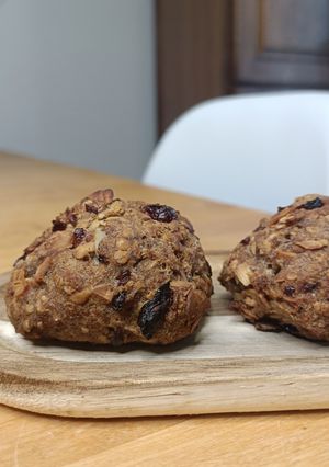 Une photo de 🌱 Petit pain sucrée cranberries amande (sans gluten sans lactose sans maïs)