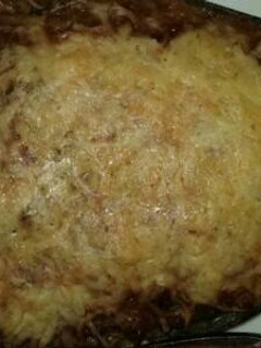 Una foto de Berenjenas al horno con carne picada y verduras
