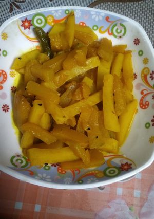 আলু কুমড়োর ছেছকি (aloo kumror chenchki recipe in Bengali) রেসিপির প্রধান ছবি