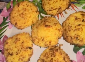 Una foto de 💛🥥Cocadas dulces🥥 !!