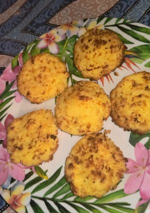 Una foto de 💛🥥Cocadas dulces🥥 !!