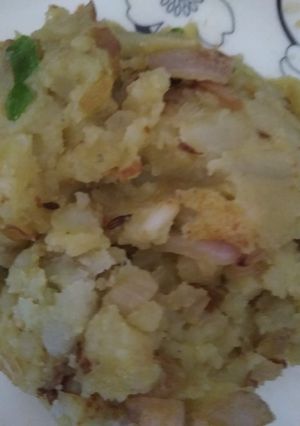 A picture of Aaloo chokha.