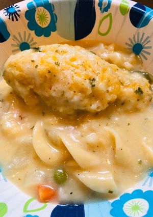 A picture of Creamy Cheesy Dumpling Soup 🍜.