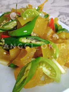Foto resep Oseng kikil asam pedas