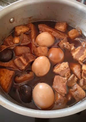 รูปของ ไข่พะโล้ (แบบไม่ใส่ผงพะโล้) 🥚🦆