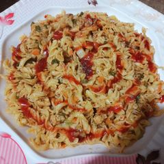 A picture of Chicken vegetables pasta.