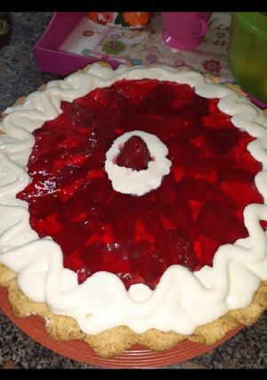Una foto de Tarta de frutilla económica