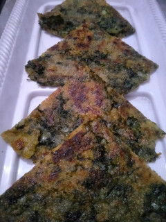 A picture of Bathua ka paratha.