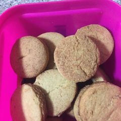 A picture of Simple ginger tea scones.