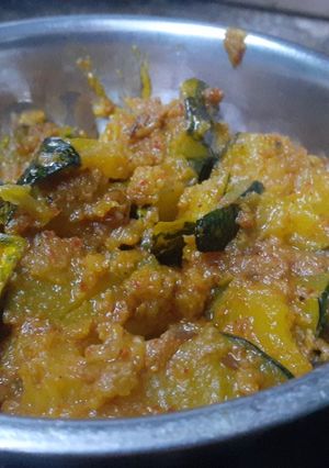सीताफल की सब्जी (sitafal ki sabzi recipe in Hindi) रेसिपी मुख्य फोटो
