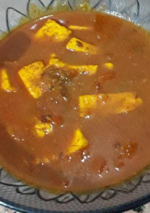 A picture of Paneer with Tomato.