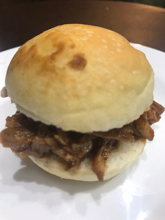 Una foto de Bondiola a la barbacoa para sándwiches