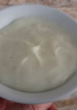 Una foto de Salsa blanca sin gluten en microondas