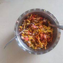 Sprouts Bhel A picture of Sprouts Bhel.