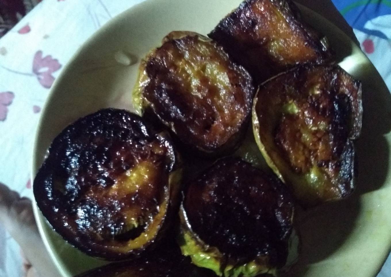 Begun bhaja (fried brinjal)