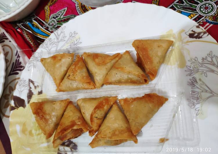 Step-by-Step Guide to Prepare Any-night-of-the-week Chicken 1bite samosa