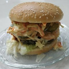 A picture of American style Burger.