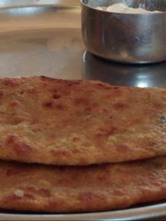 गोभी के परांठे (gobhi paratha recipe in hindi) रेसिपी मुख्य फोटो