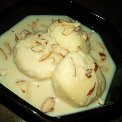 A picture of Ras Malai.