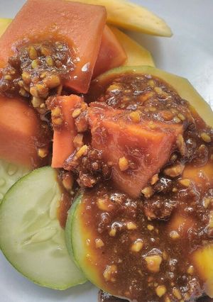 Foto resep Rujak Buah ala Ibu Mertua