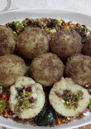 A picture of Paan & dry fruits laddu.