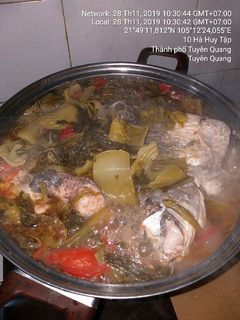 Hình của món Cá chép om dưa.