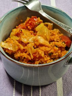Kelkáposztás, paradicsomos köles (vegán) recept fotója