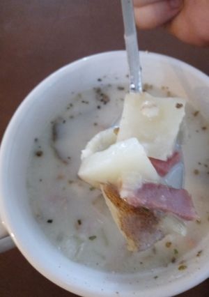A picture of Potato Bacon Soup.