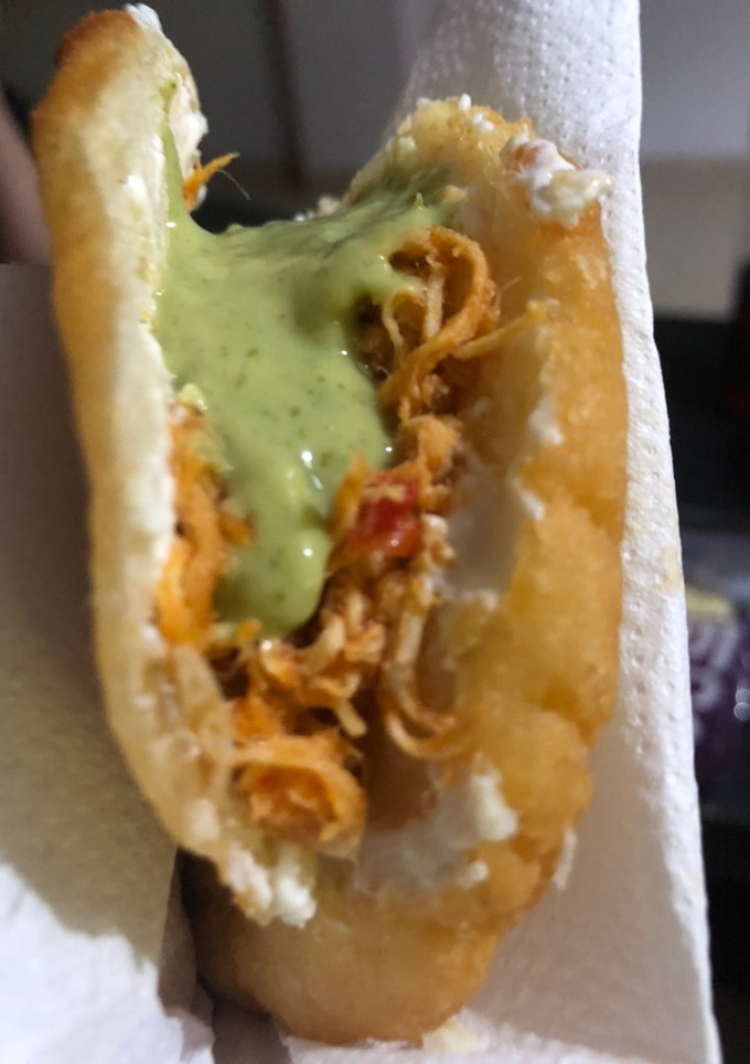 Una foto de Arepas de pollo (en Mambo)