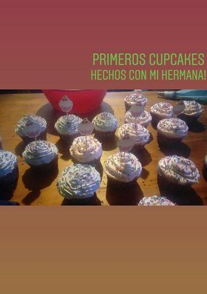 Una foto de Cupcakes de naranja🍊