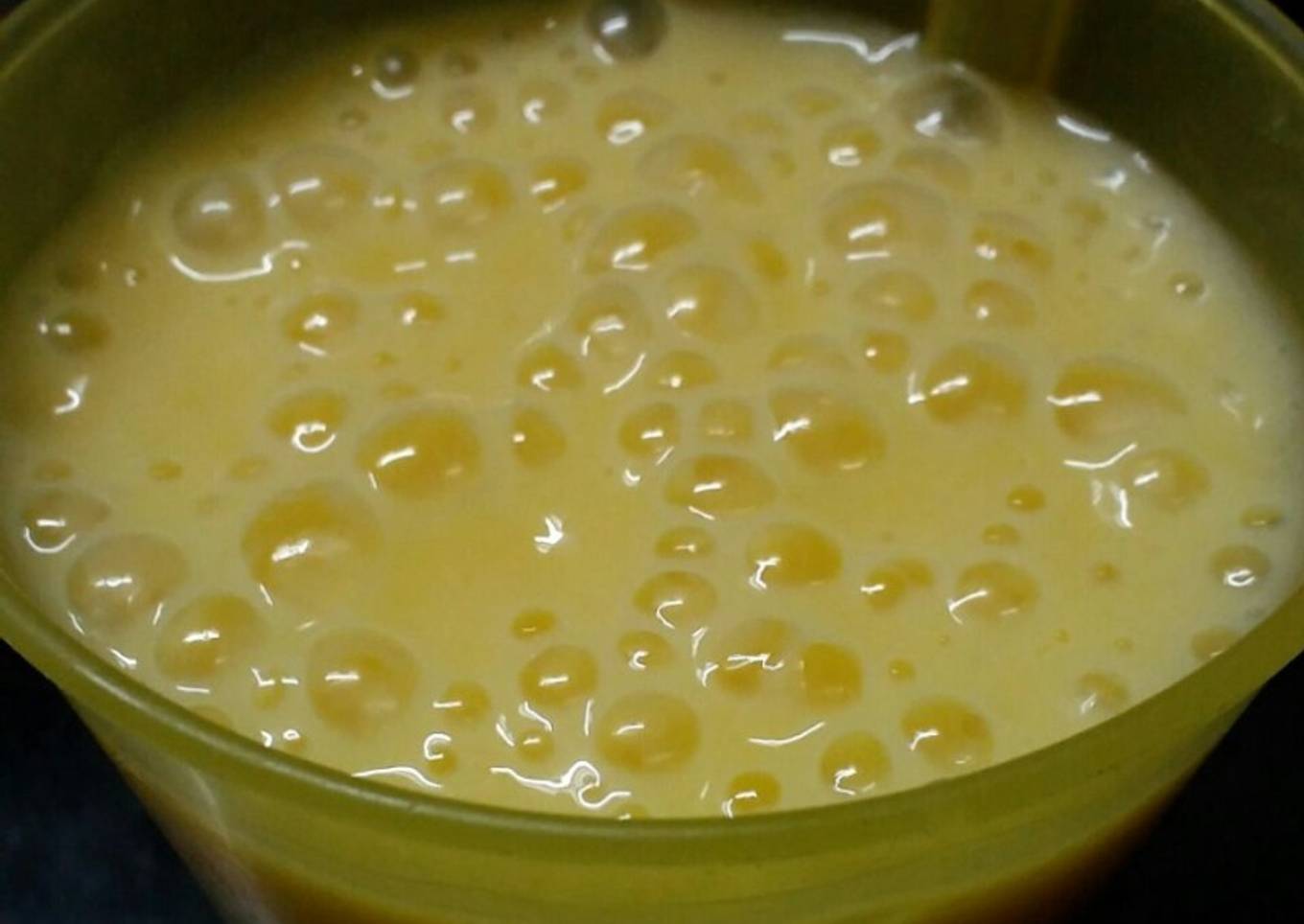 Mango lassi