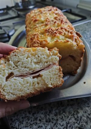 Una foto de Pan relleno sin gluten ✨