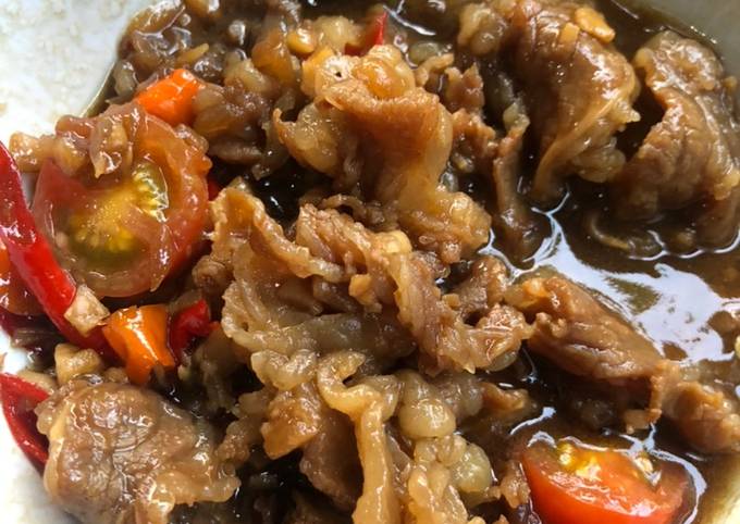 Resep Daging sapi kecap oleh Fitria Dwi - Cookpad