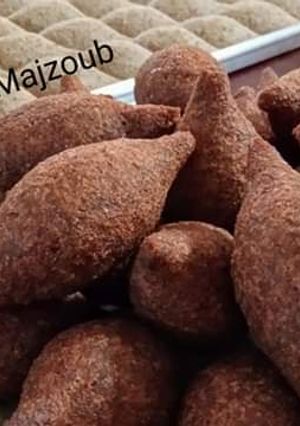 A picture of Fried Kibbeh.