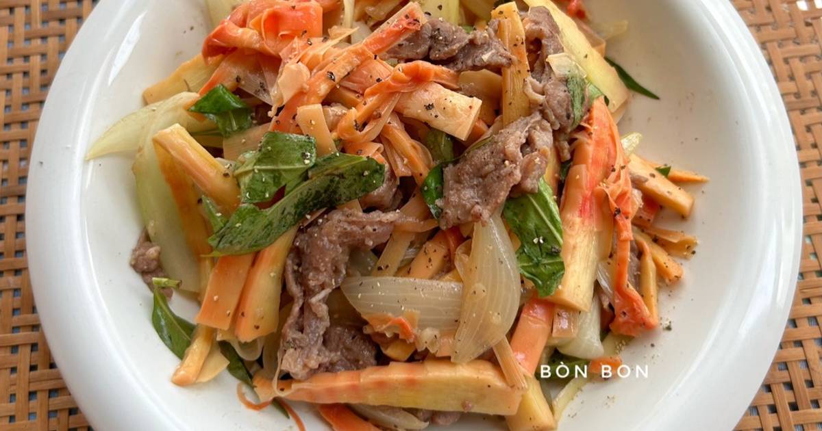 Cách Làm Món Măng Le Đỏ Xào Bò Rau Răm của Bòn Bon - Cookpad