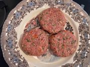 Una foto de hamburguesas beef