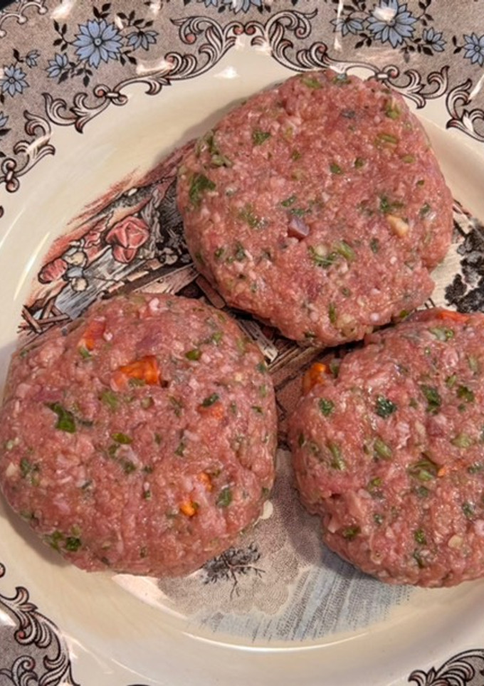 Una foto de Hamburguesas de ternera y chorizo
