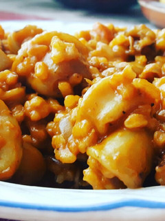 Una foto de Calamares con arroz