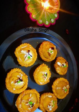 A picture of Chandrakala.