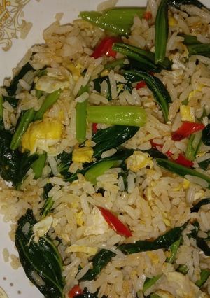 Foto resep “Resep Nasi Goreng Sawi Telur Orak Arik Pedas 1 Porsi – Praktis & Lezat” Ala DapurSenja