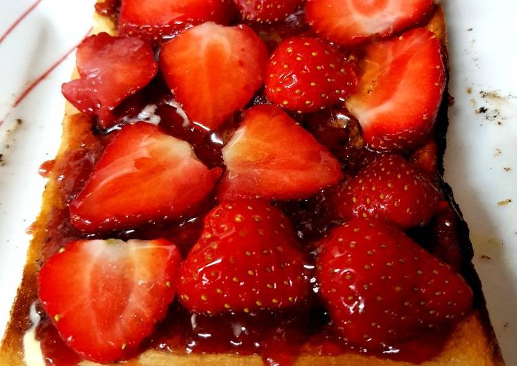 Simple Way to Prepare Quick My Strawberry French toast 🤗🤗🤗
