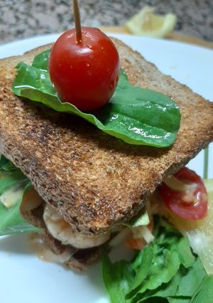 Una foto de Sándwich con camarones