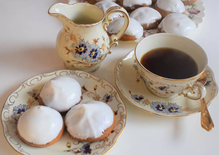 Easiest Way to Prepare Perfect Spiced honey biscuits