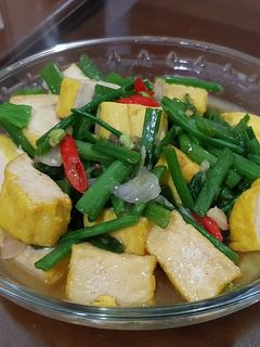 Foto resep Tumis tahu kembang bawang